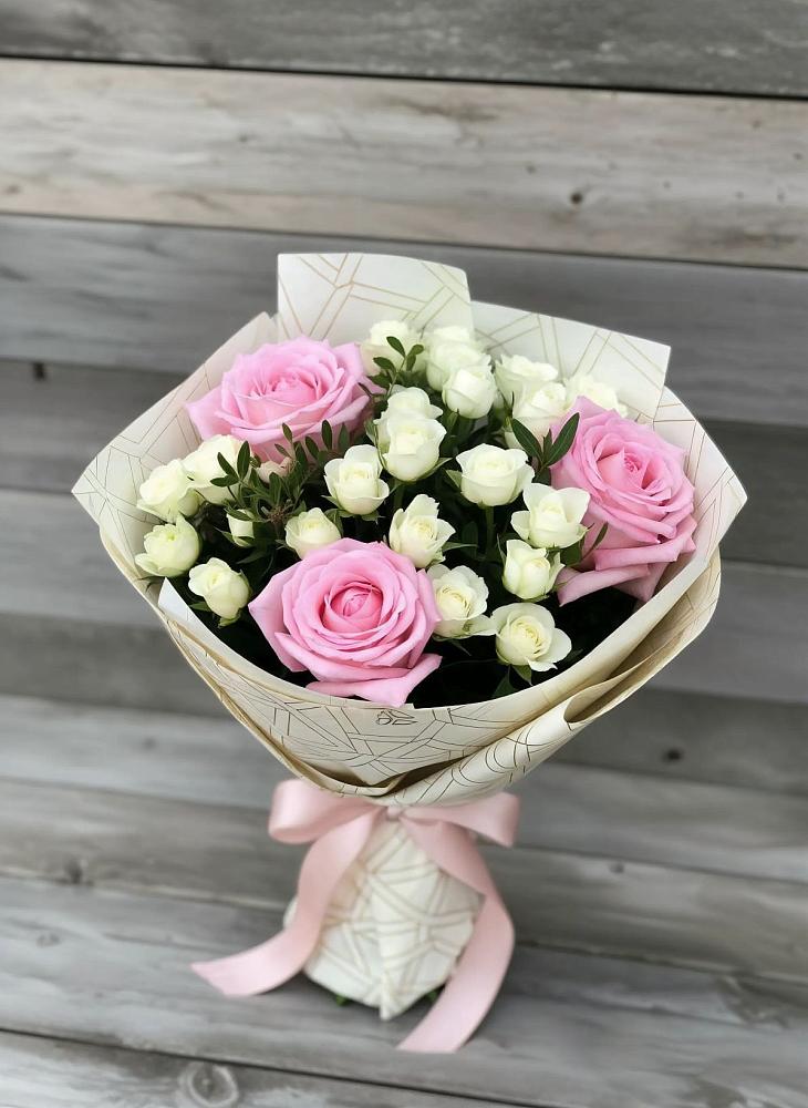 Букет цветов из: Розы в Альбурикенте