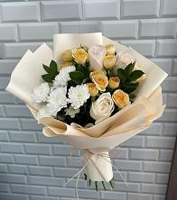 Букет цветочный вальс в Альбурикенте Букет цветов из:  Розы и Хризантемы в Альбурикенте