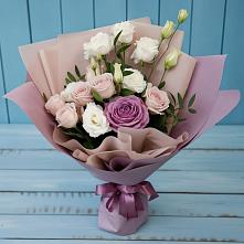 Букет цветов из:  Розы и Лизиантусы в Альбурикенте