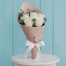 Букет контраст в Альбурикенте Букет цветов из:  Розы в Альбурикенте
